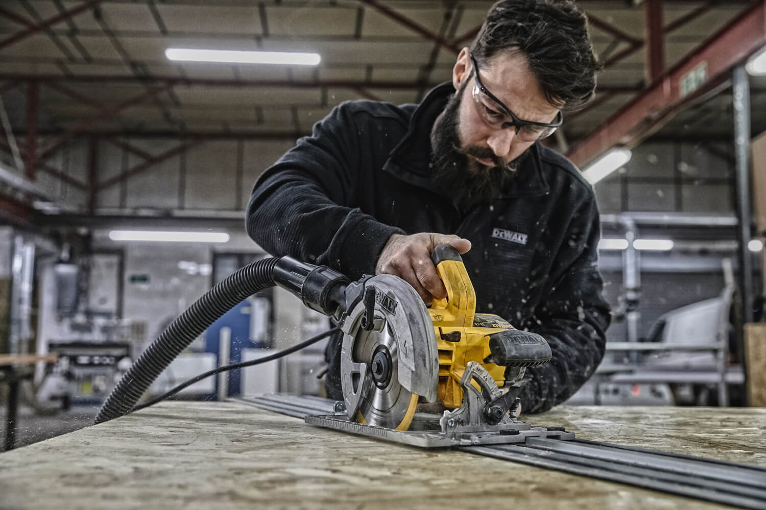 ���� �������� ������� DeWALT DWE576K 