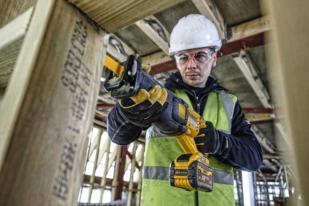 ���� ��������� �������������� DeWALT DCS389N 