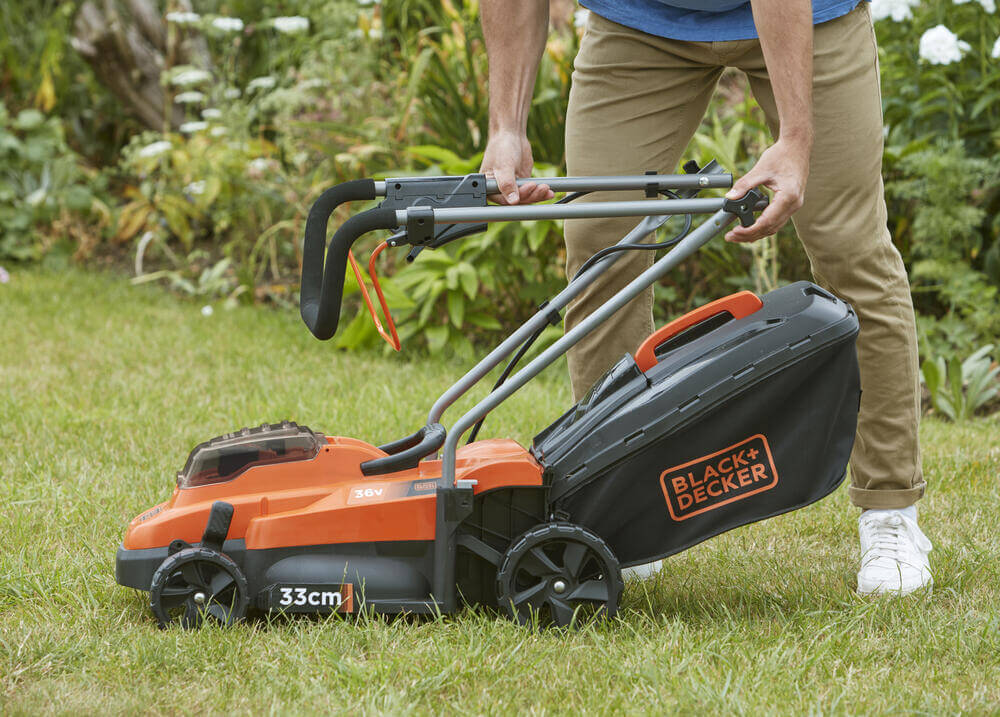 ������������� �������������� BLACK+DECKER BCMW3336L1 