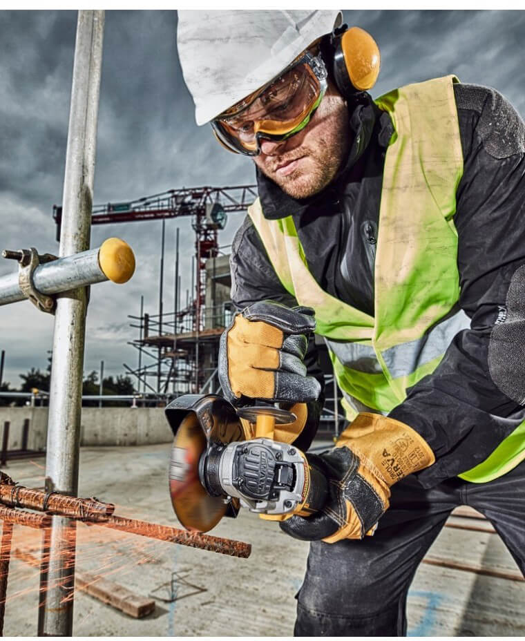 ���������� ������� - �������� �������������� ����������� DeWALT DCG405P2 