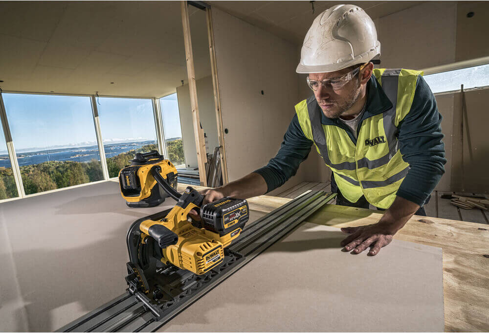 ���� �������� ��������� �������������� ����������� DeWALT DCS520T2R 