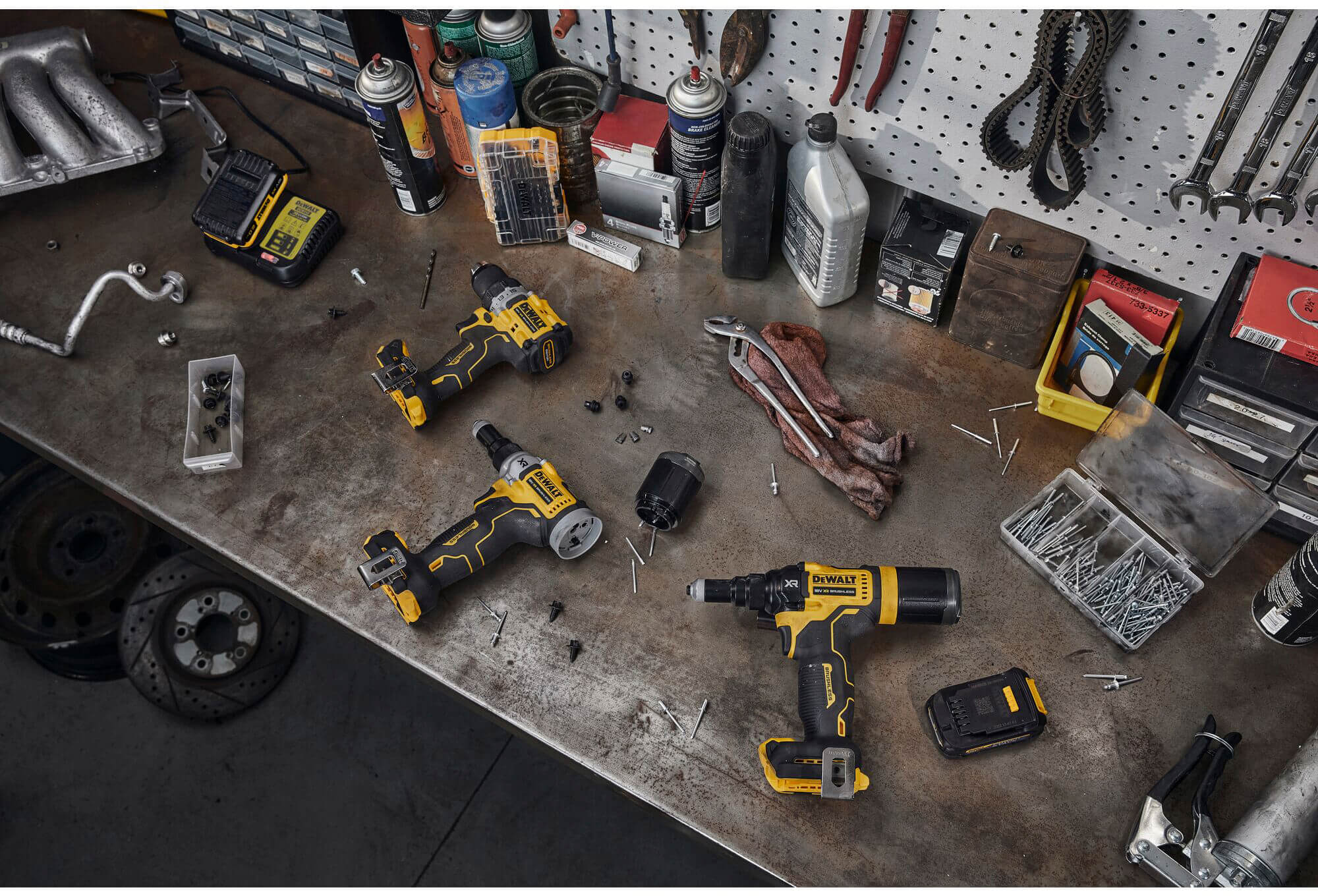 ���������� �������������� ����������� DeWALT DCF403NT 