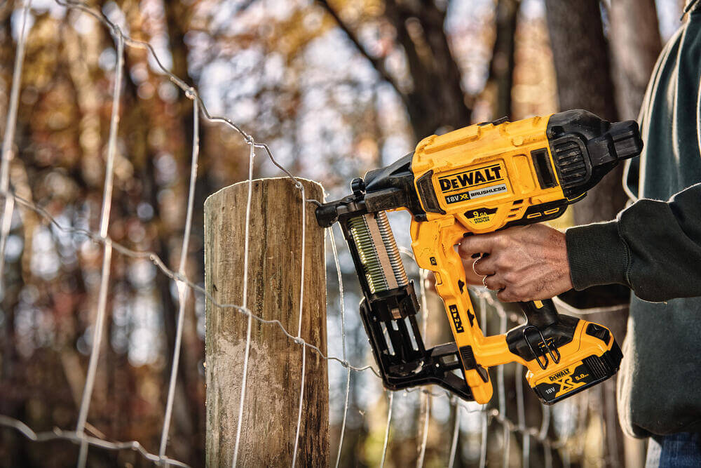 ������� ������������� �������������� ����������� DeWALT DCFS950P2 