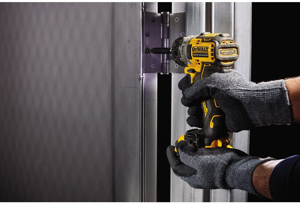 ���������� �������������� ����������� DeWALT DCF601D2 