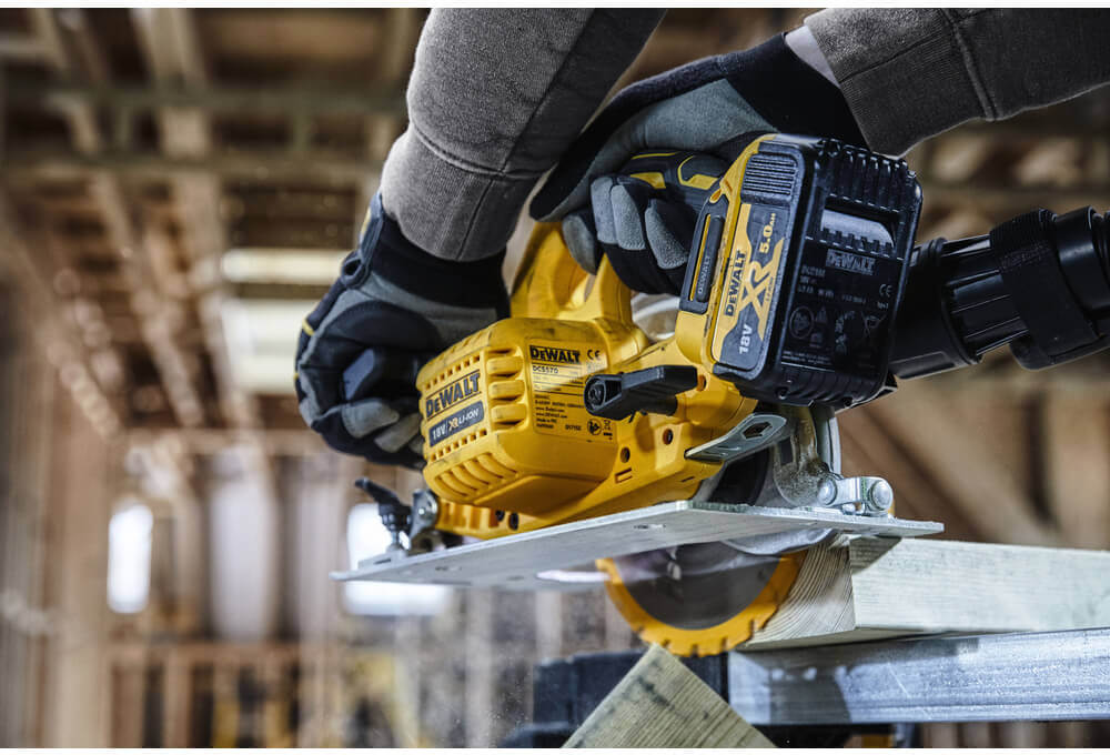 ���� �������� �������������� DeWALT DCS570P2 
