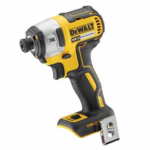 ����� �� ����� ������������ ����������� DeWALT DCK685P3T 
