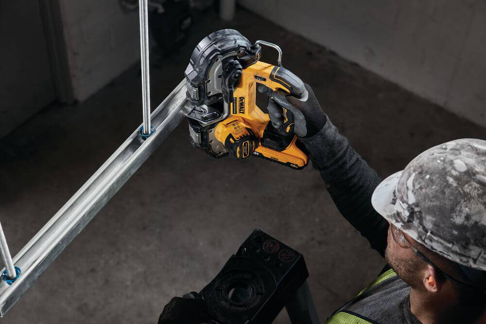 ���� ��������� �������������� ����������� DeWALT DCS377NT 