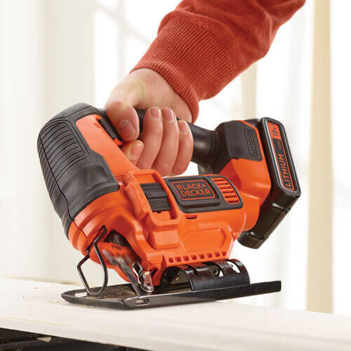 ���� ���������� �������������� BLACK+DECKER BDCJS18 