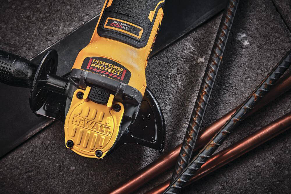 ���������� ������� - �������� �������������� ����������� DeWALT DCG409NT 