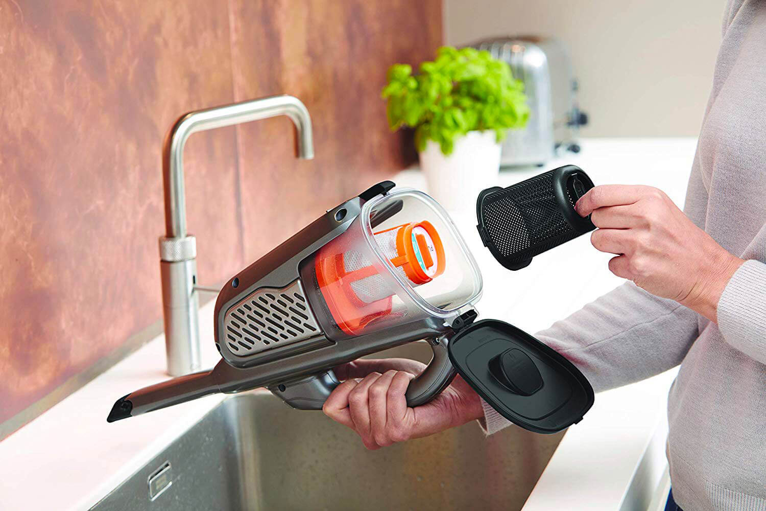 ������� �������������� BLACK+DECKER BHHV520BT 