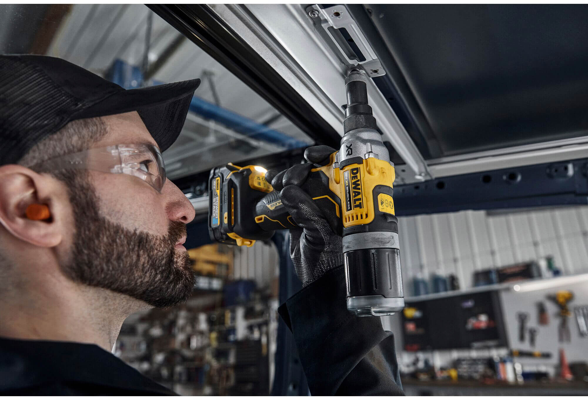 ���������� �������������� ����������� DeWALT DCF414E2GT 