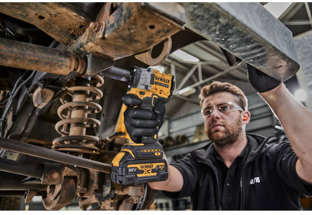 ��������� ������� �������������� ����������� DeWALT DCF923N 