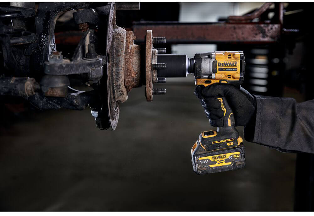 ��������� ������� �������������� ����������� DeWALT DCF923P2G 