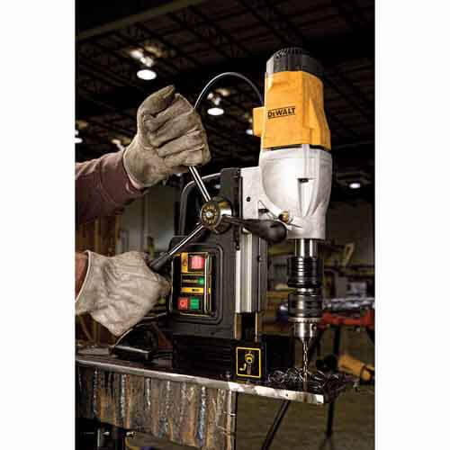 ������ ����������� ������� ��������� DeWALT DWE1622K 