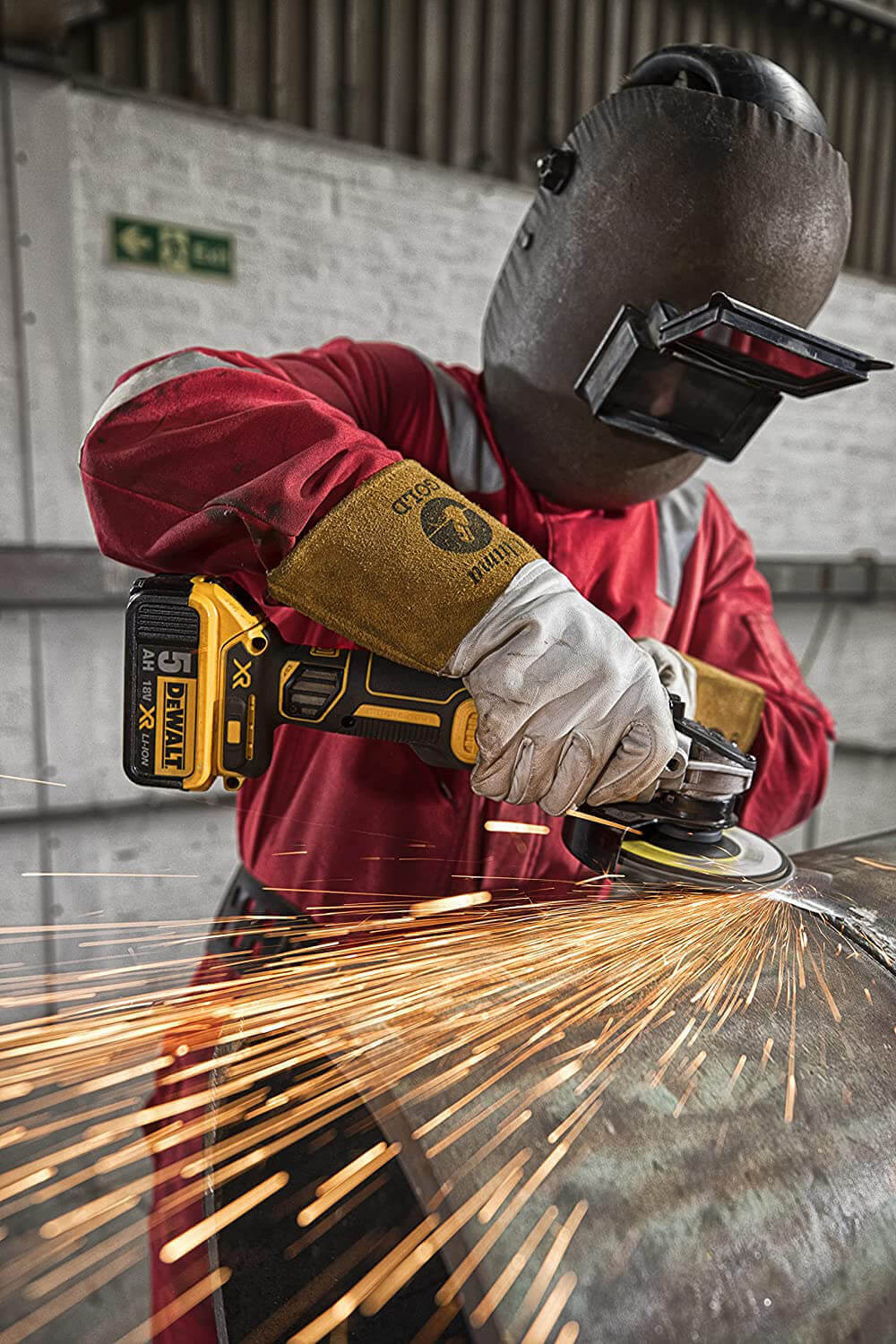 ���������� ������� - �������� �������������� ����������� DeWALT DCG405NT 
