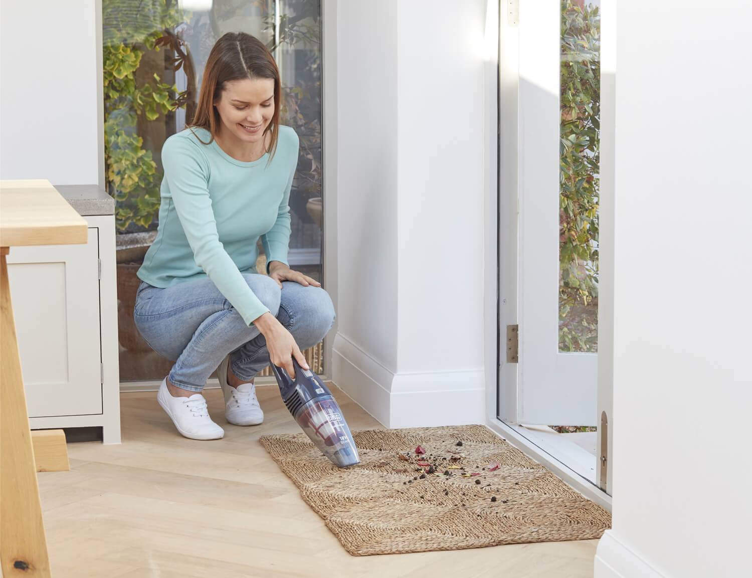 ������� �������������� (������������) BLACK+DECKER SVB520JW 
