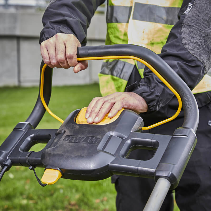 ������������� �������������� ����������� DeWALT DCMW564N 