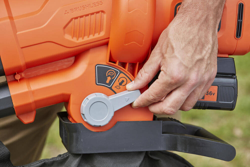 ������� ������� �������������� ����������� BLACK+DECKER BCBLV3625L1 