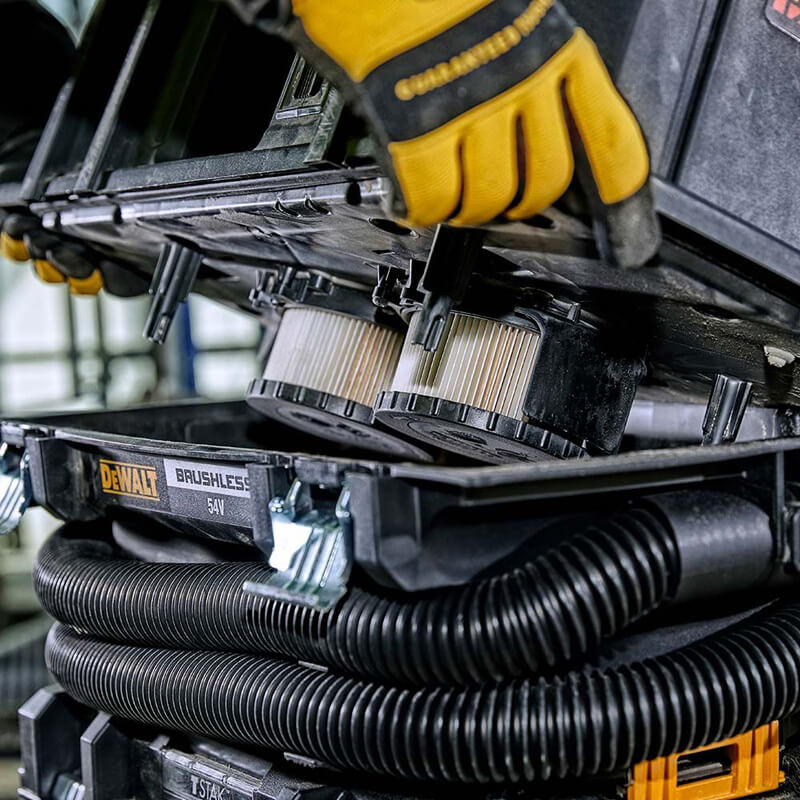 ������� �������������� ����������� DeWALT DCV586MT2 