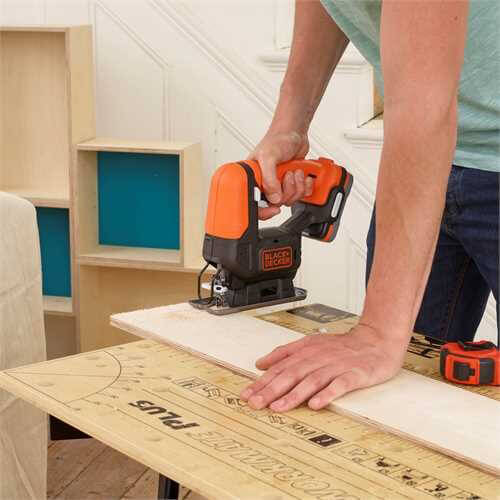 ���� ���������� �������������� BLACK+DECKER BDCJS12N 
