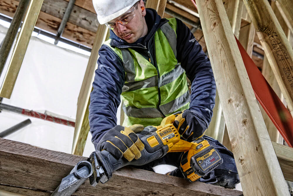 ���� ��������� �������������� DeWALT DCS389NT 