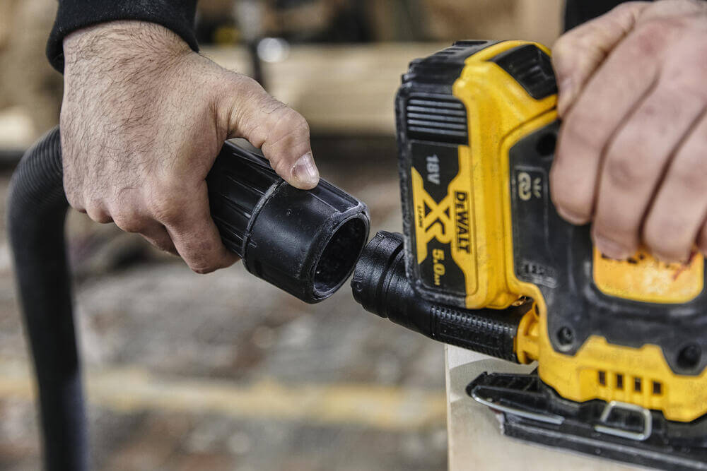 ���������� ������������ �������������� DeWALT DCW200NT 