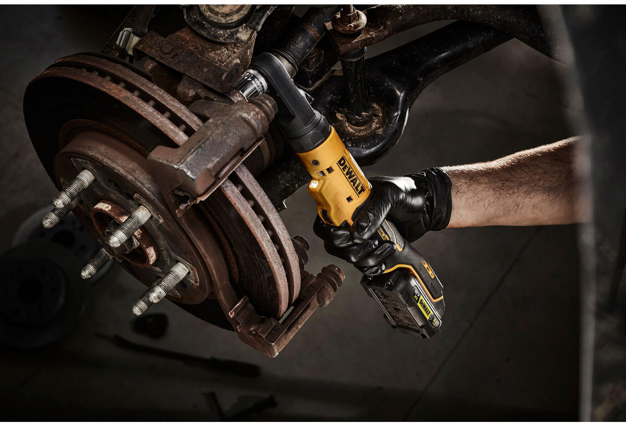 ��������� ������� - �������� �������������� ����������� DeWALT DCF500N 