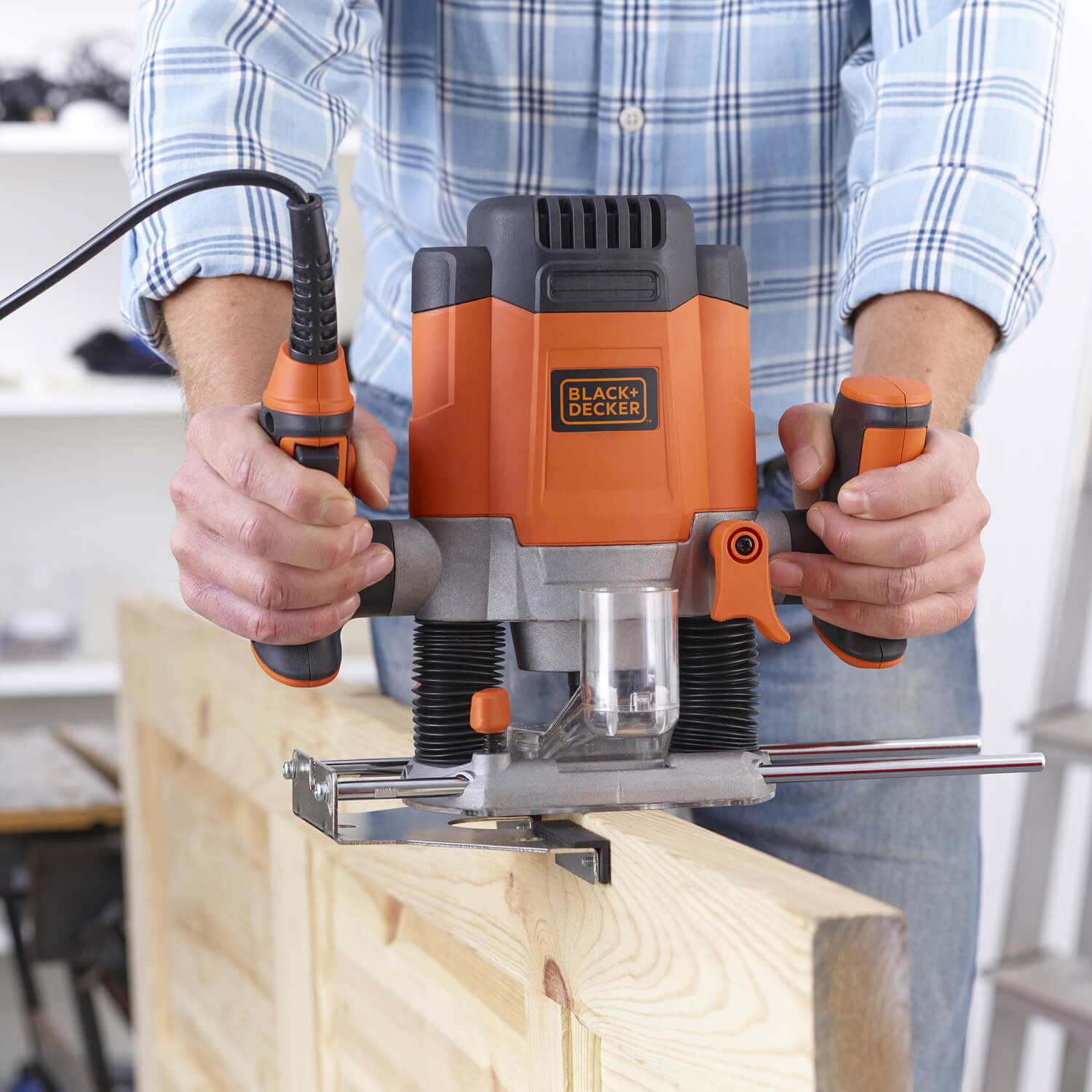 ������ ������� BLACK+DECKER KW1200E 