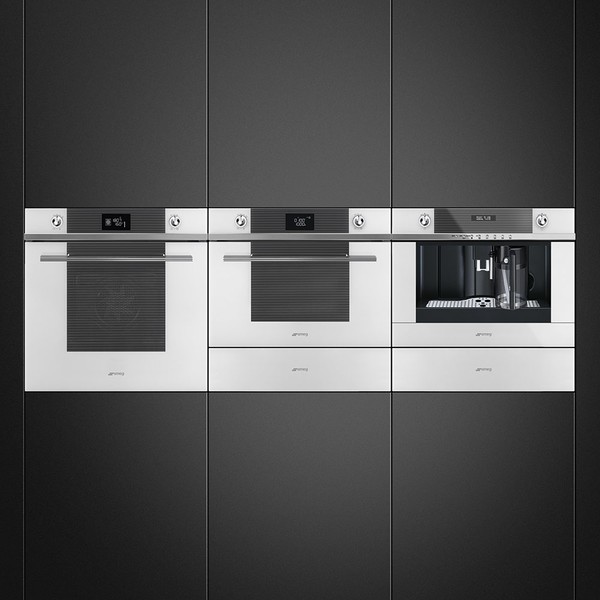 ������� ���� Smeg SF6102TVB 