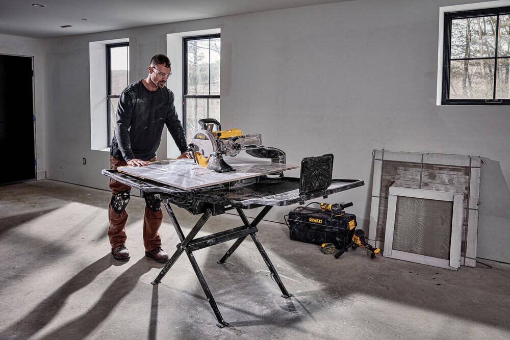��������� ���������� ������� DeWALT D36000 