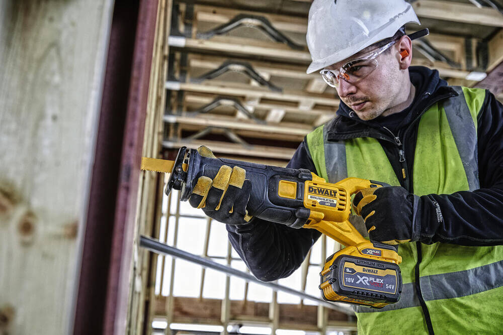 ���� ��������� �������������� DeWALT DCS389X2 