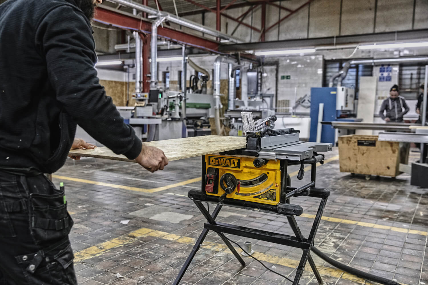 ���� ���������� ������� DeWALT DWE7492 