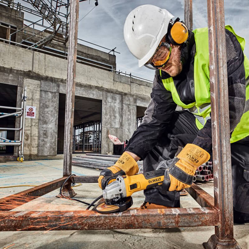 ���������� ������� - �������� ������� ����������� DeWALT DWE4357 