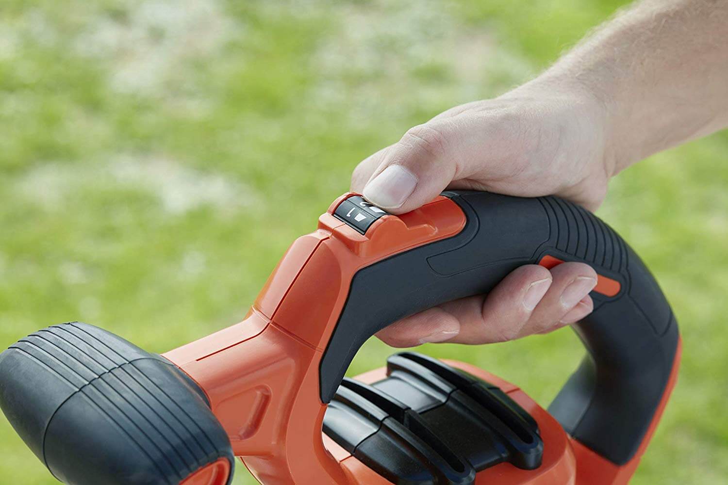 ������� ������� ������������� BLACK+DECKER BEBLV300 