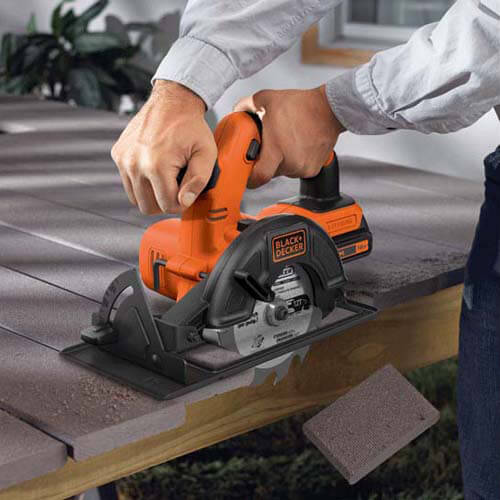 ���� �������� �������������� BLACK+DECKER BDCCS18 