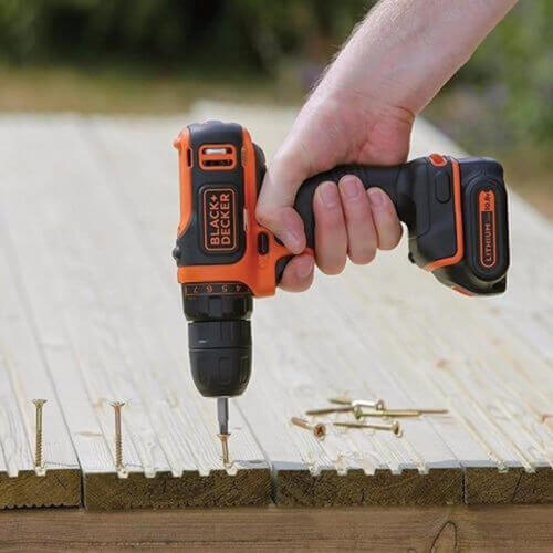 �����-���������� �������������� BLACK+DECKER BDCDD12KB 