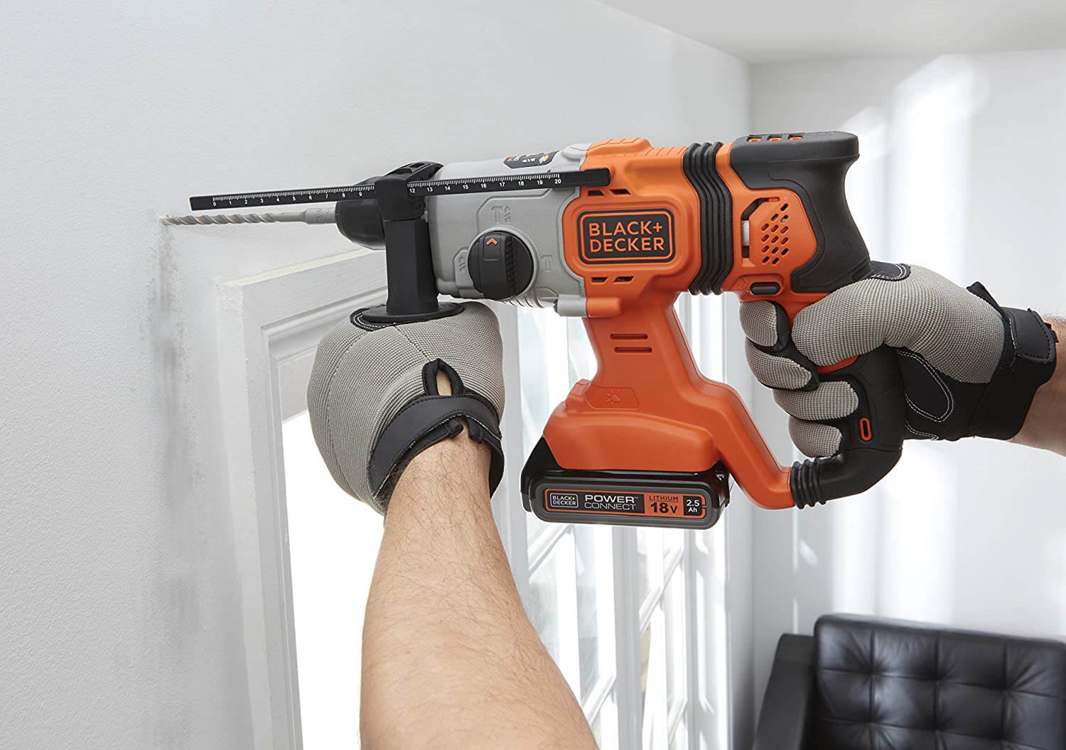 ���������� �������������� BLACK+DECKER BCD900E2K 