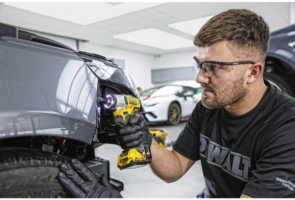 ���������� �������������� ������� ����������� DeWALT DCF801D2 