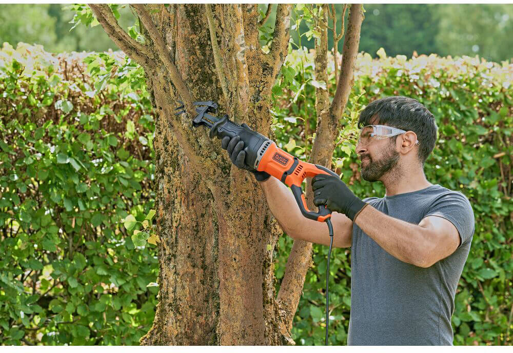 ���� ��������� ������� BLACK+DECKER BES301 