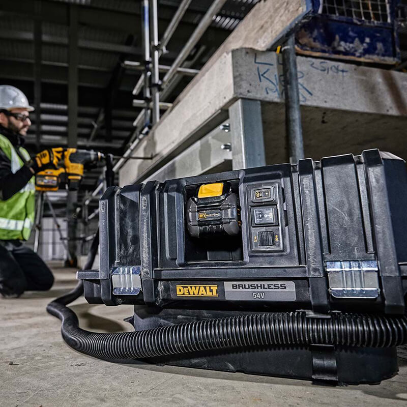 ������� �������������� ����������� DeWALT DCV586MT2 