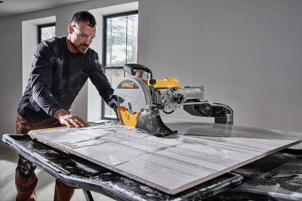 ��������� ���������� ������� DeWALT D36000 
