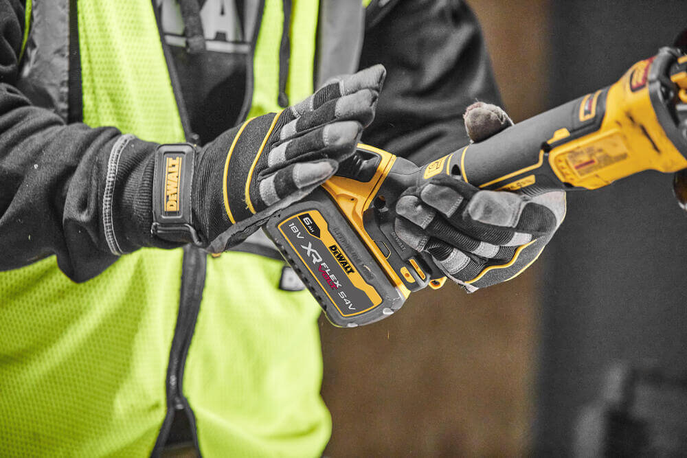 ���������� ������� - �������� �������������� ����������� DeWALT DCG409NT 