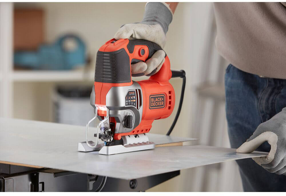 ���� ���������� ������� BLACK+DECKER BES610 