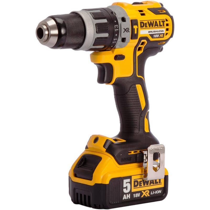 ����� �� ���� ������������ ����������� DeWALT DCK266P3 