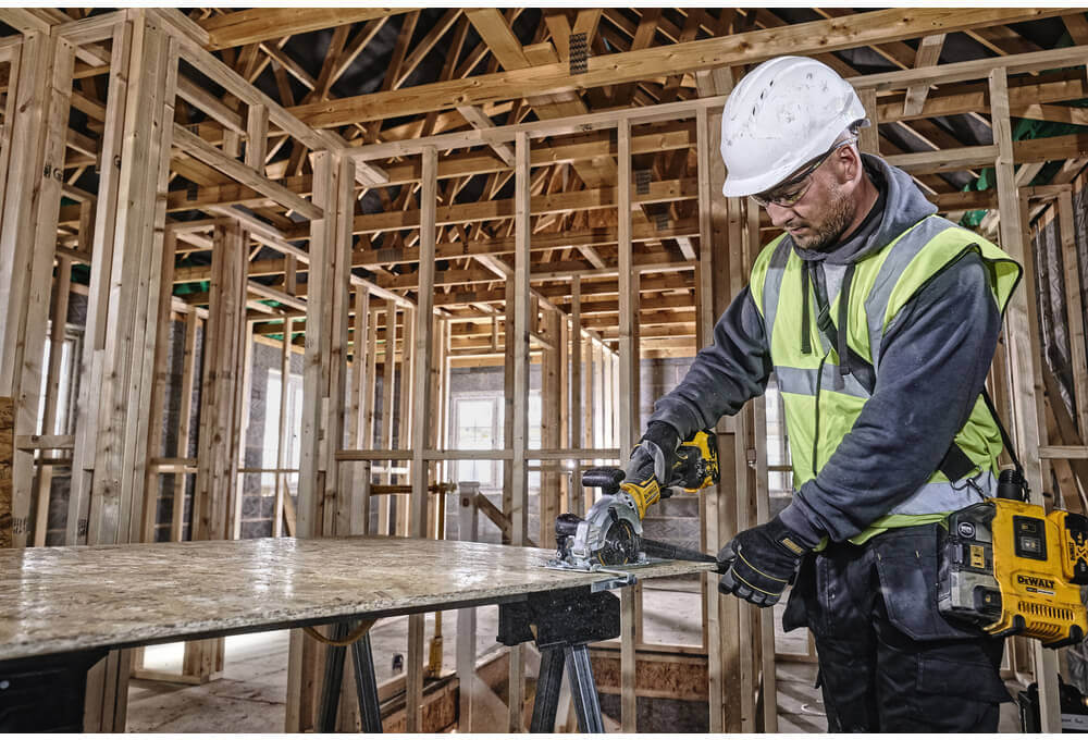 ���� �������� �������������� ����������� DeWALT DCS571P2 