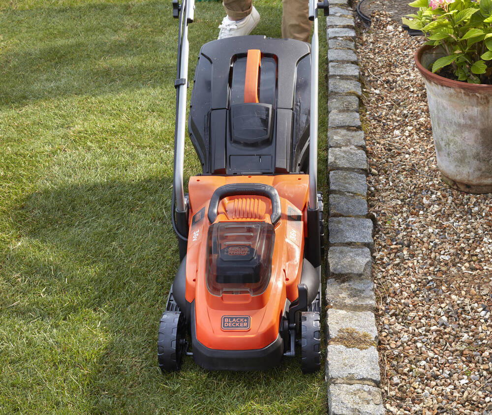 ������������� �������������� BLACK+DECKER BCMW3336L2 