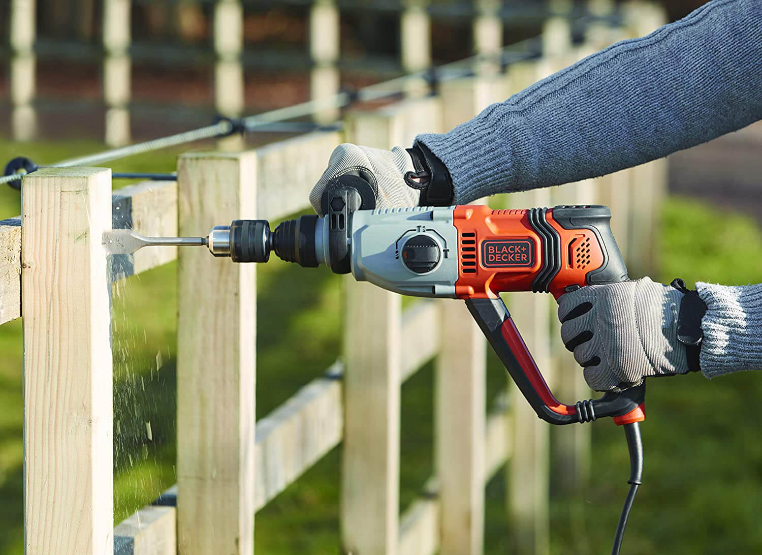 ���������� ������� SDS-Plus BLACK+DECKER BEHS02K 