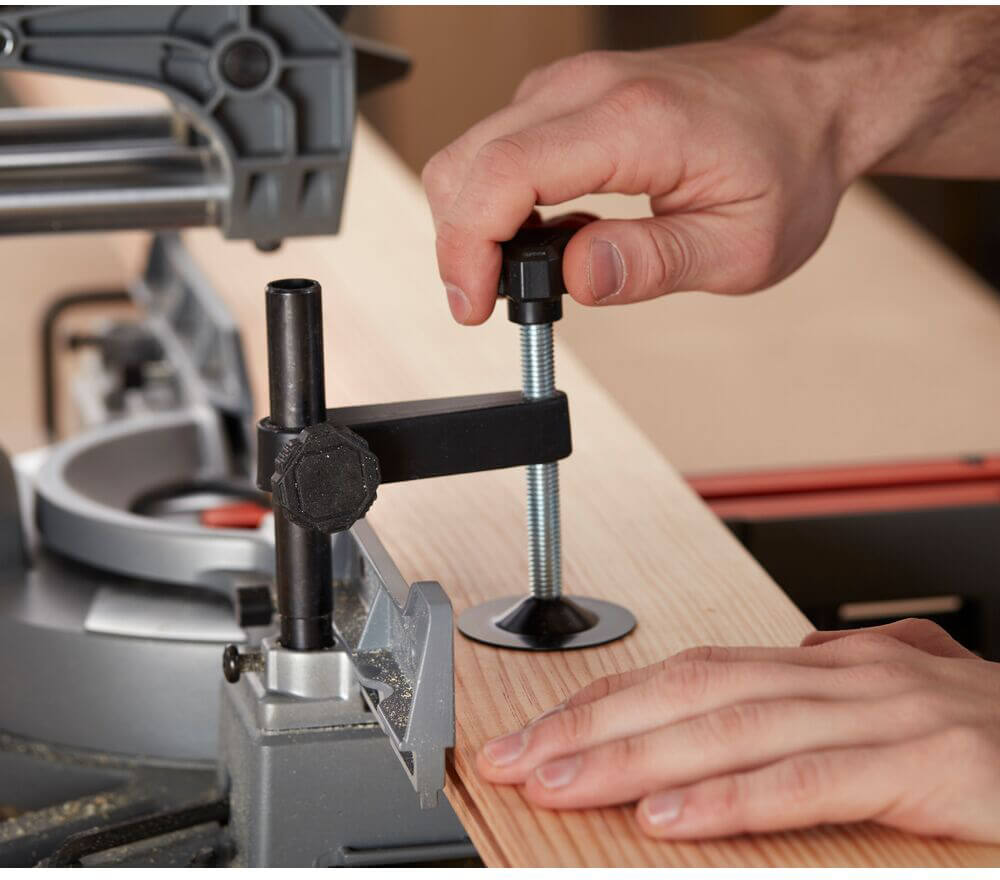 ���� ����������� ������� BLACK+DECKER BES710 