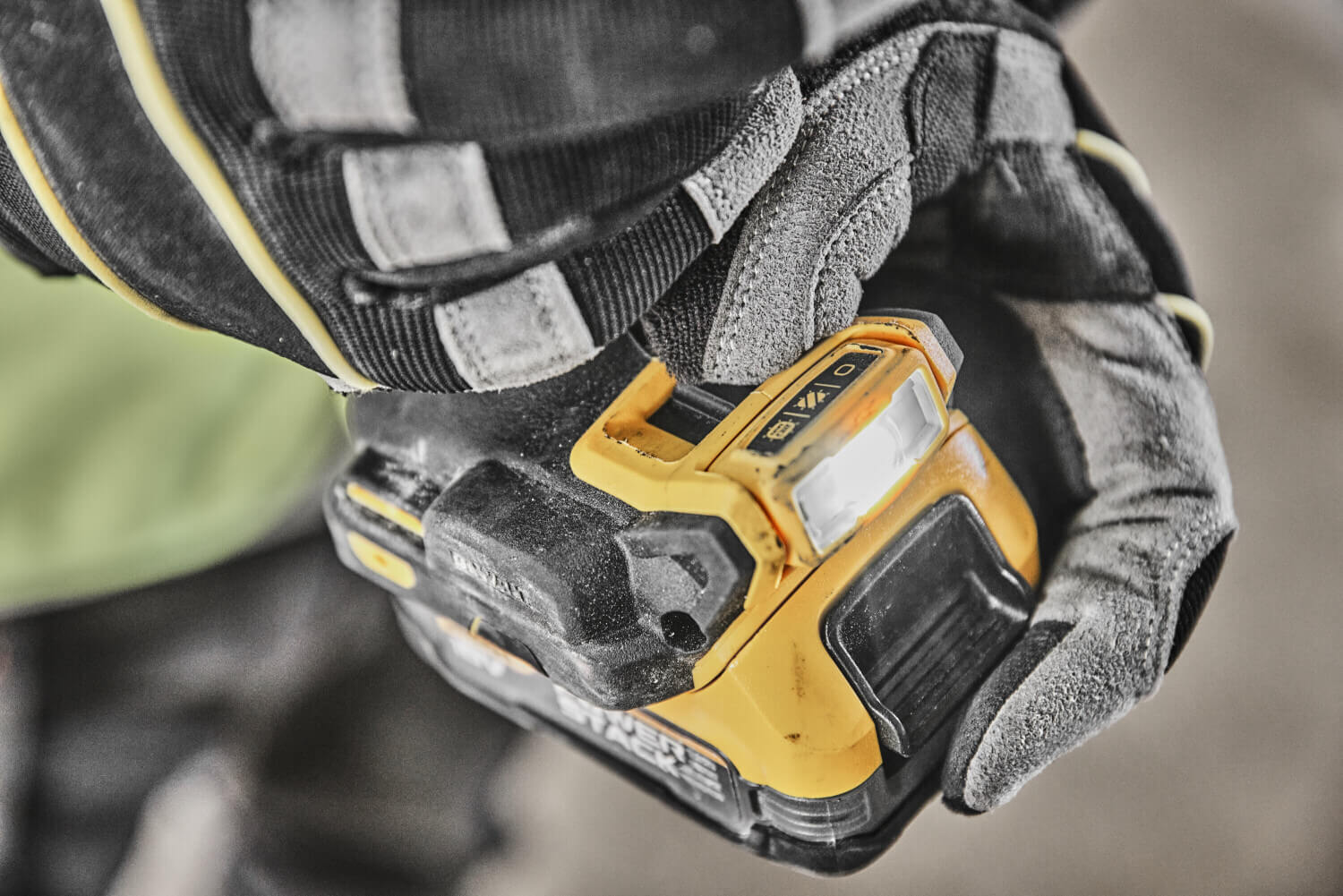 �����-��������� �������������� ����������� DeWALT DCD800E2T 